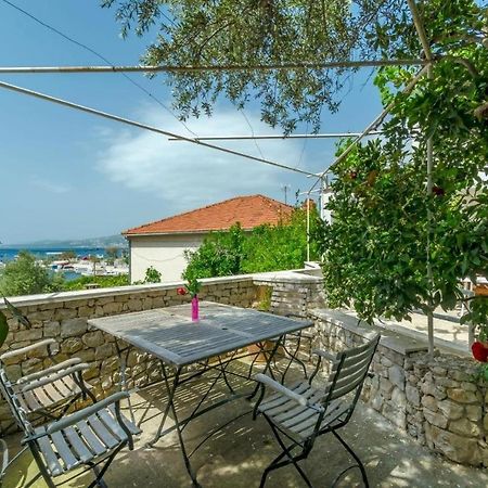 Apartments Doria - 20M From Beach Trogir Exteriör bild
