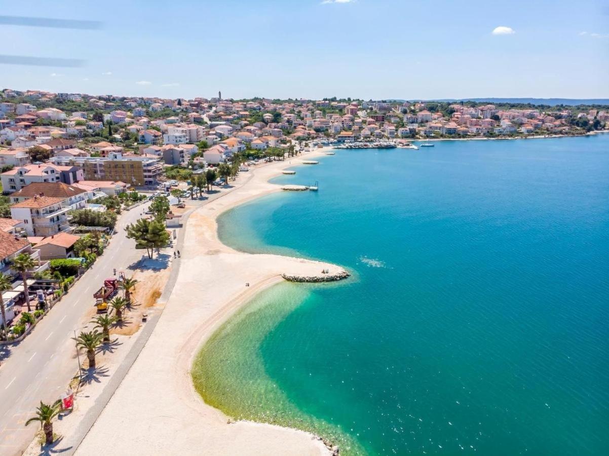 Apartments Doria - 20M From Beach Trogir Exteriör bild