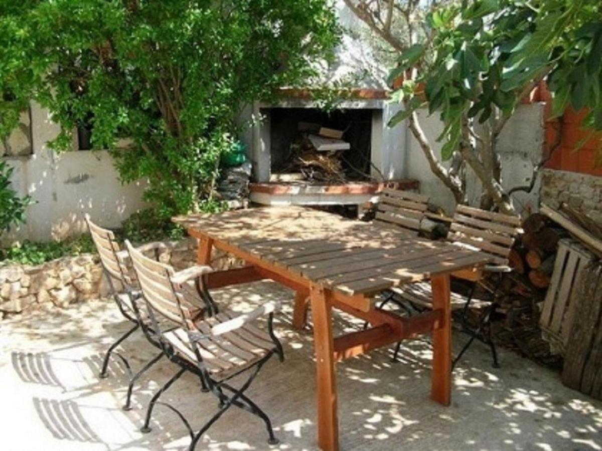 Apartments Doria - 20M From Beach Trogir Exteriör bild