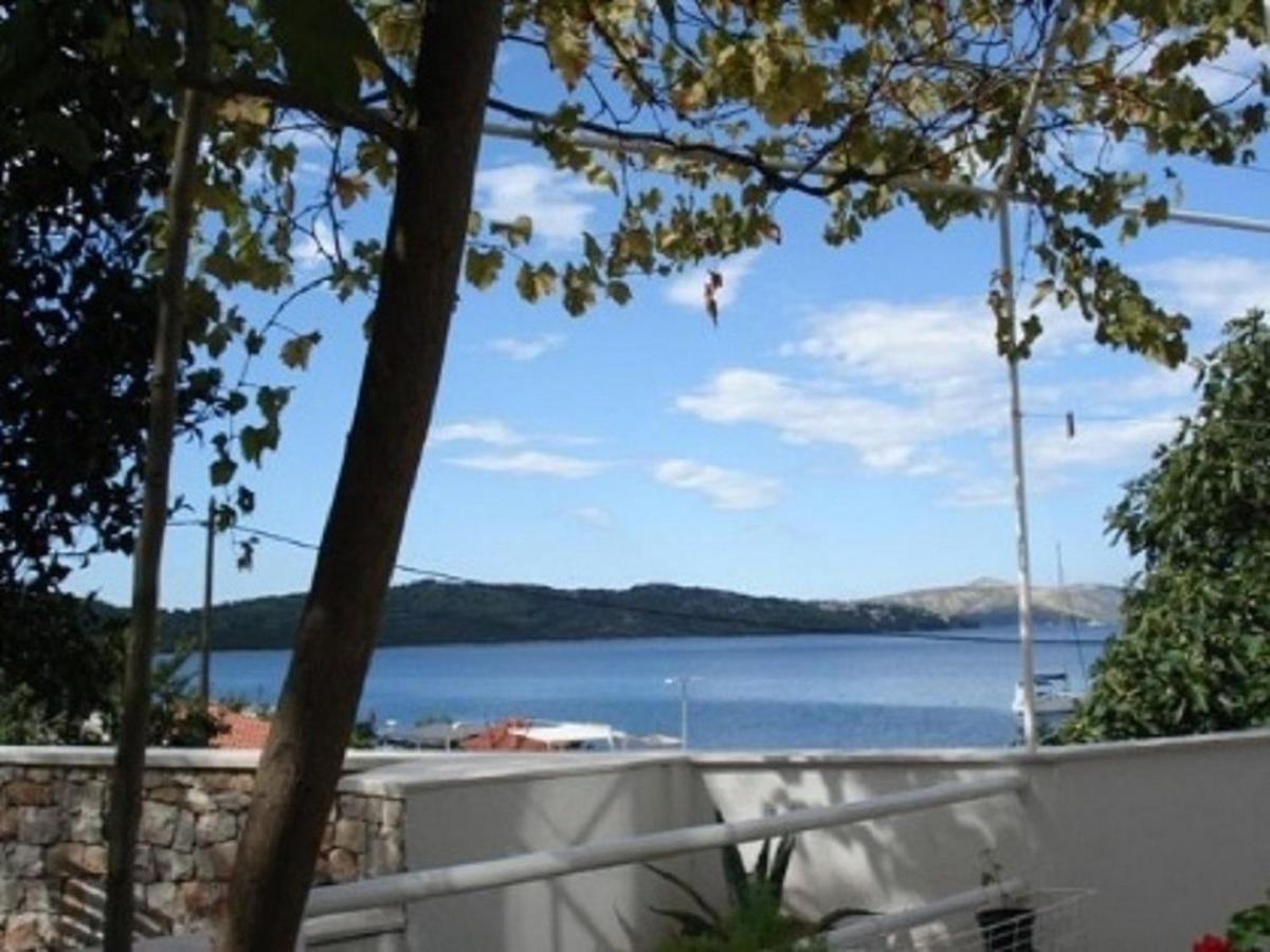 Apartments Doria - 20M From Beach Trogir Exteriör bild