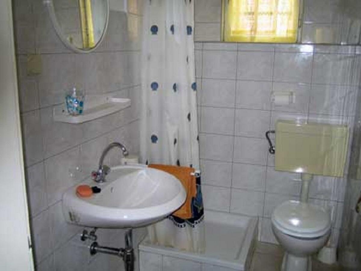 Apartments Doria - 20M From Beach Trogir Exteriör bild